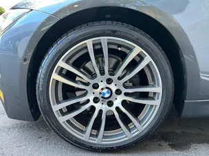 BMW 330d xDrive Touring Sport Line Steptronic