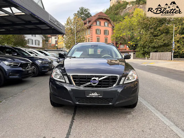 VOLVO XC60 D5 AWD Kinetic