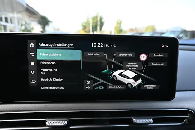 Genesis GV60 77.4 kWh Sport AWD 4X4 318PS (CH Auto)