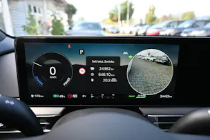 Genesis GV60 77.4 kWh Sport AWD 4X4 318PS (CH Auto)