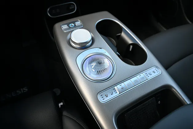 Genesis GV60 77.4 kWh Sport AWD 4X4 318PS (CH Auto)