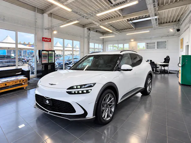 Genesis GV60 77.4 kWh Sport AWD 4X4 318PS (CH Auto)