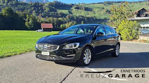 VOLVO V60 D4 AWD Summum Geartronic *praktischer Allrad*
