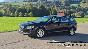VOLVO V60 D4 AWD Summum Geartronic *praktischer Allrad*