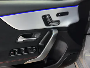 MERCEDES-BENZ A 35 4M - AMG / 360 Grad Kamera / Multibeam LED / Performance Sitze