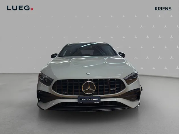MERCEDES-BENZ A 35 4M - AMG / 360 Grad Kamera / Multibeam LED / Performance Sitze