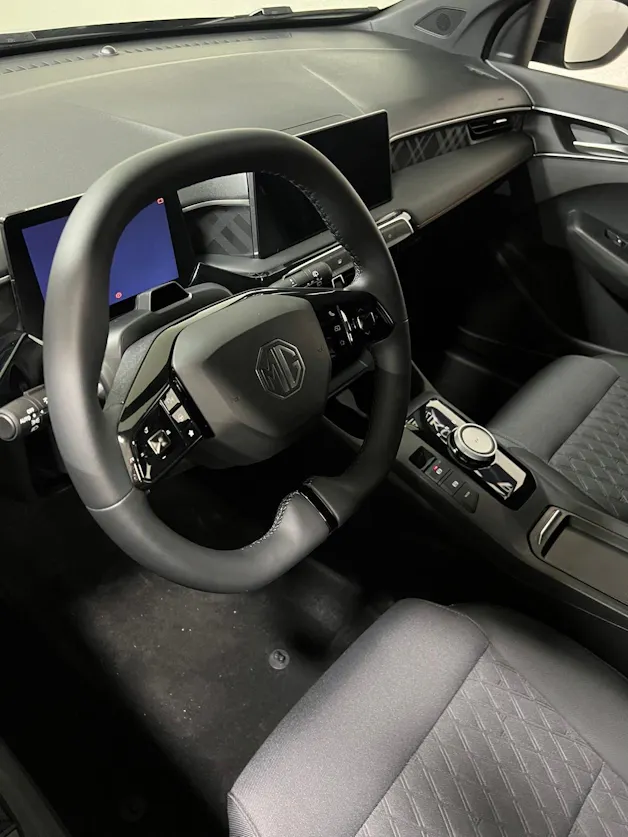 MG 3 1.5 Hybrid Luxury Aut.