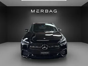 MERCEDES-BENZ GLA 250 AMG Line 4Matic