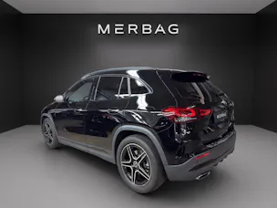 MERCEDES-BENZ GLA 250 AMG Line 4Matic