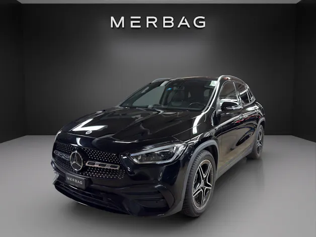 MERCEDES-BENZ GLA 250 AMG Line 4Matic