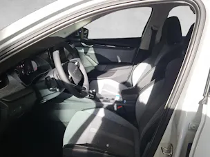 SKODA Octavia Combi 1.5 TSI mHEV DSG Selection