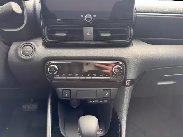 MAZDA 2 Hybrid Homura Plus