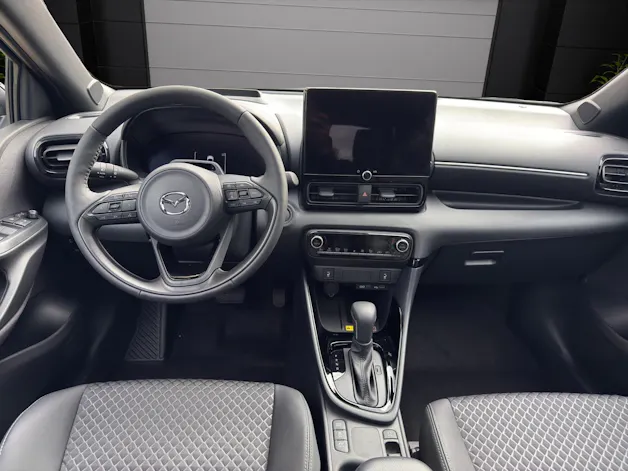 MAZDA 2 Hybrid Homura Plus
