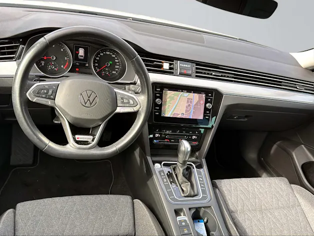 VW Passat 2.0 TDI BMT Business 4Motion DSG