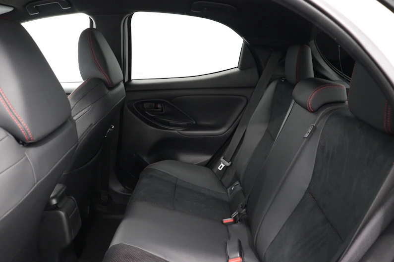 Fahrzeugbild TOYOTA YARIS