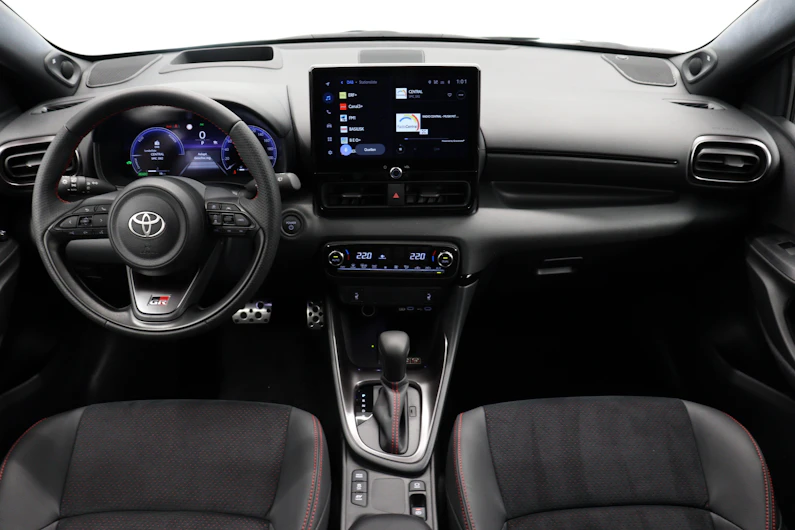 Fahrzeugbild TOYOTA YARIS