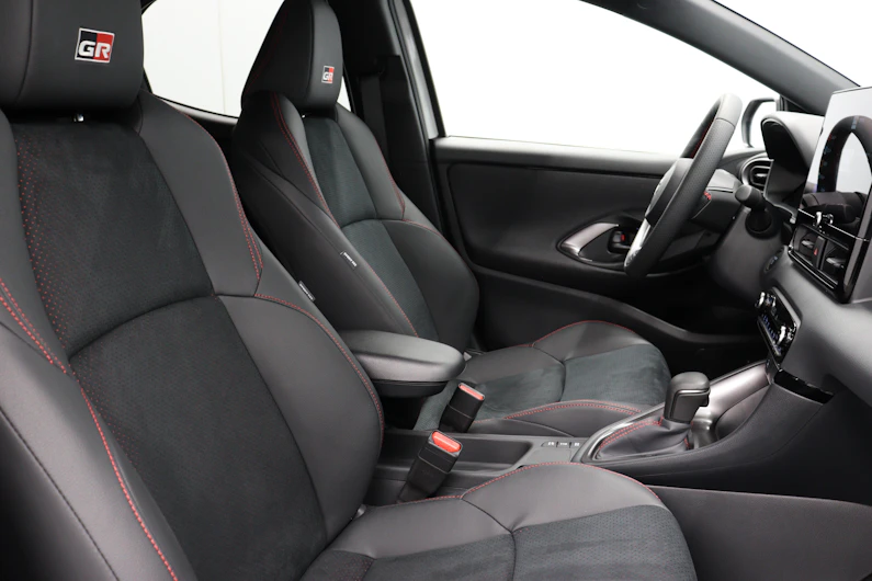 Fahrzeugbild TOYOTA YARIS