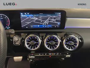MERCEDES-BENZ A 220 d - AMG / 360 Grad Kamera / Multibeam LED / AHK / Ambiente-Licht