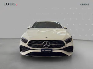 MERCEDES-BENZ A 220 d - AMG / 360 Grad Kamera / Multibeam LED / AHK / Ambiente-Licht