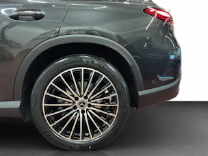MERCEDES-BENZ GLC 300 4Matic 9G-Tronic