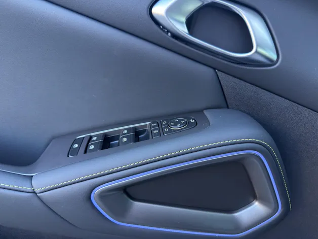 BYD Atto 2 DM-i Boost