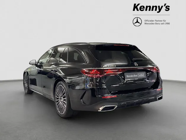 MERCEDES-BENZ E 220 d AMG Line 4MATIC Kombi