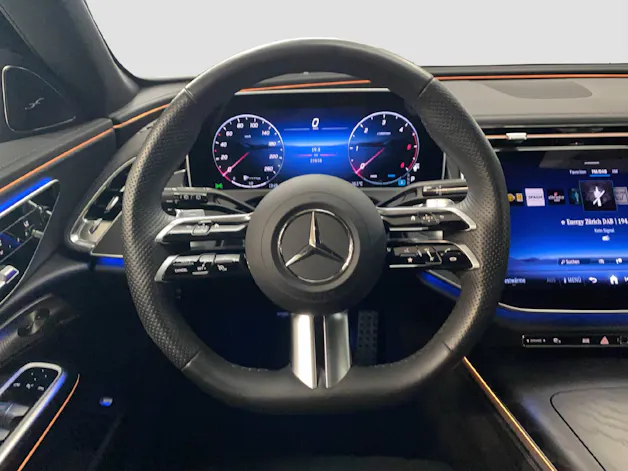 MERCEDES-BENZ E 220 d AMG Line 4MATIC Kombi