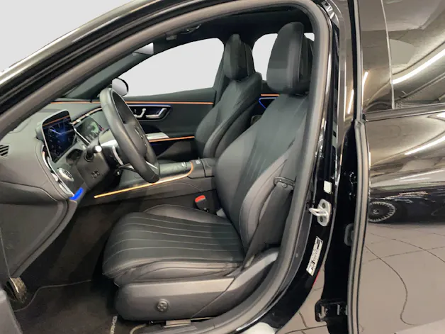 MERCEDES-BENZ E 220 d AMG Line 4MATIC Kombi