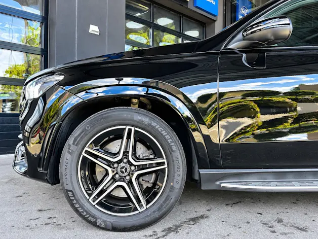 MERCEDES-BENZ GLE 300 d 4Matic AMG Line 9G-Tronic