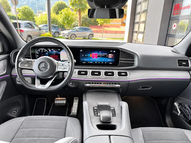 MERCEDES-BENZ GLE 300 d 4Matic AMG Line 9G-Tronic