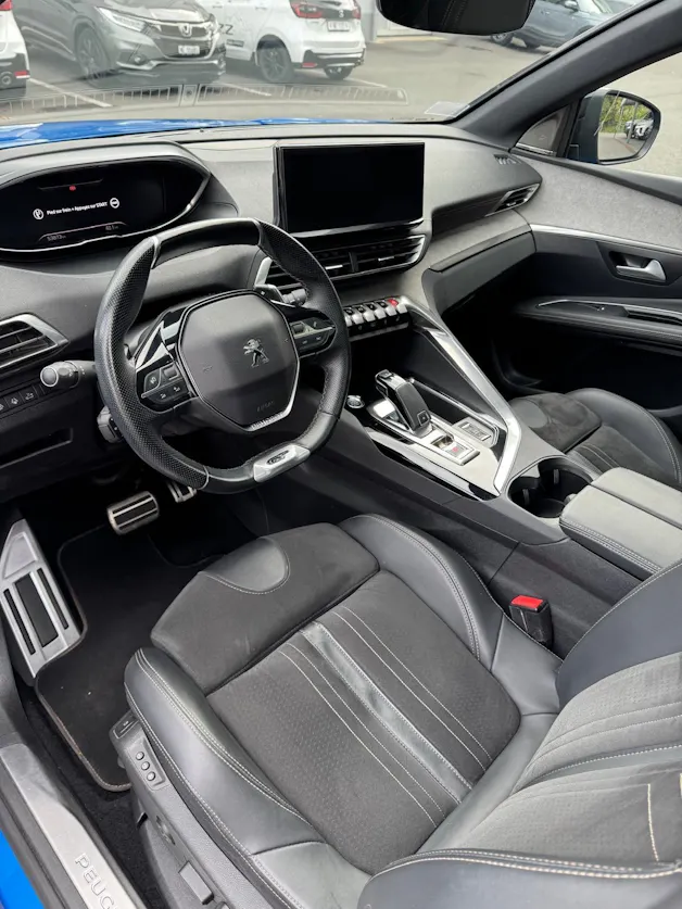 PEUGEOT 3008 1.6 PureTech GT Pack EAT8