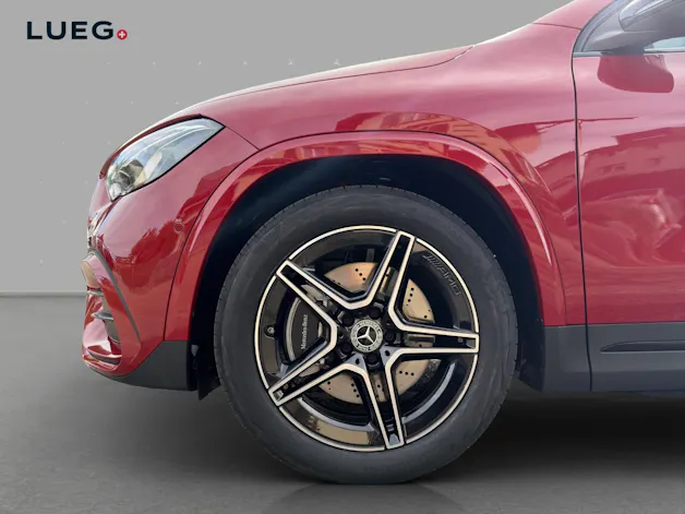 MERCEDES-BENZ GLA 250 4Matic 8G-DCT Swiss Star
