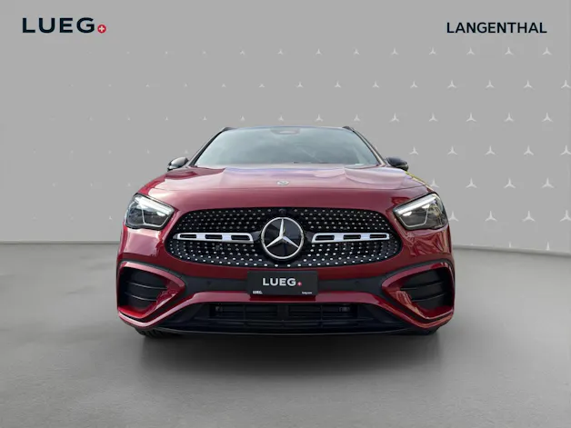 MERCEDES-BENZ GLA 250 4Matic 8G-DCT Swiss Star