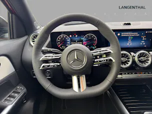 MERCEDES-BENZ GLA 250 4Matic 8G-DCT Swiss Star