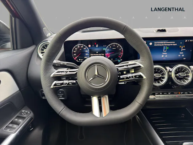 MERCEDES-BENZ GLA 250 4Matic 8G-DCT Swiss Star