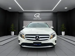 MERCEDES-BENZ GLA 250 Style 4Matic