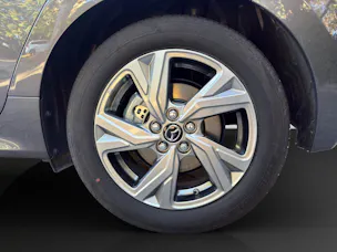 MAZDA 2 Hybrid Exclusive-line
