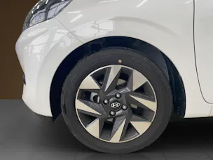 HYUNDAI i10 1.2 Amplia