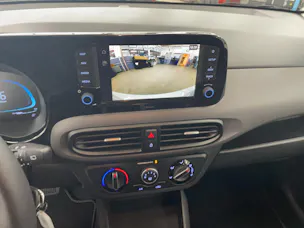 HYUNDAI i10 1.2 Amplia
