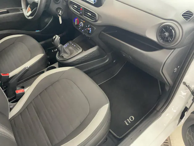 HYUNDAI i10 1.2 Amplia