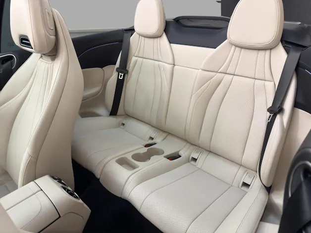 MERCEDES-BENZ CLE 200 - Cabrio - AMG / 360 Grad Kamera / DIGITAL LIGHT / AMG Premium