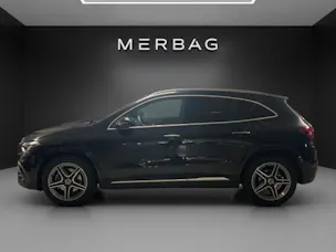MERCEDES-BENZ GLA 200 Night Star 7G-D