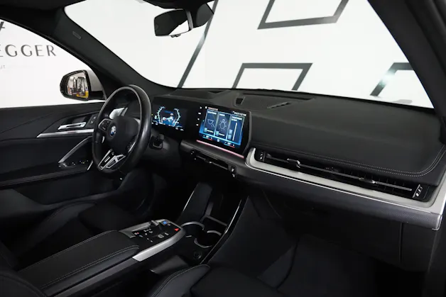 BMW iX1 xDrive 30 M Sport