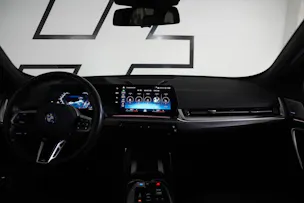 BMW iX1 xDrive 30 M Sport