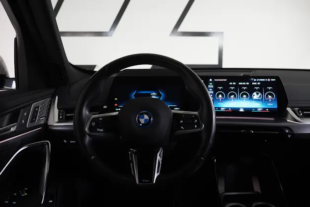 BMW iX1 xDrive 30 M Sport