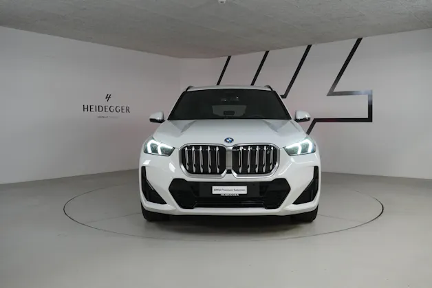 BMW iX1 xDrive 30 M Sport