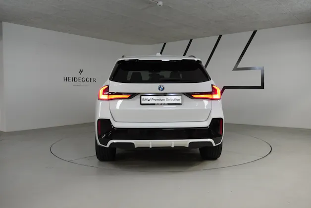 BMW iX1 xDrive 30 M Sport