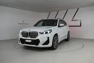 BMW iX1 xDrive 30 M Sport