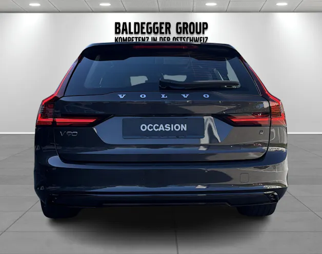 VOLVO V90 2.0 B5 R-Design AWD