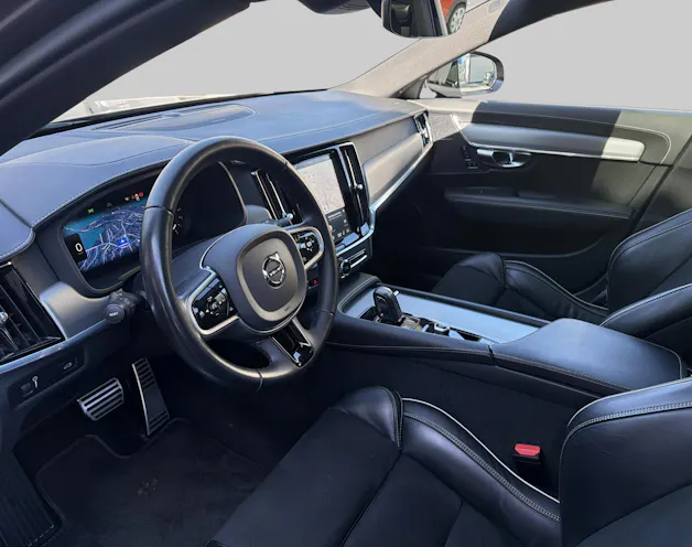 VOLVO V90 2.0 B5 R-Design AWD
